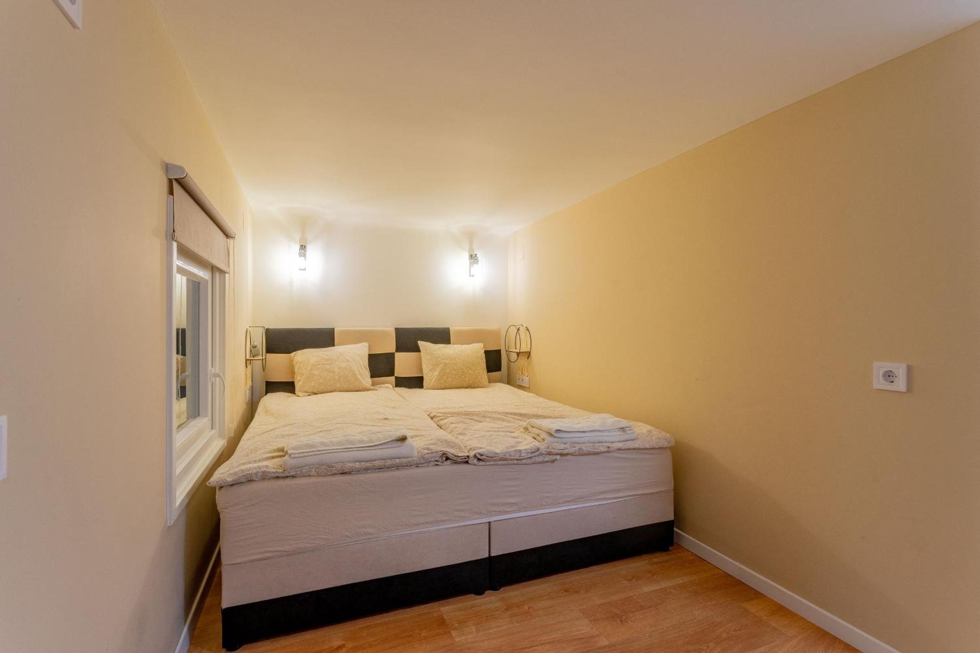 Full Equipment Designed Apartment In The Heart Of Budapest For 4 People Buitenkant foto
